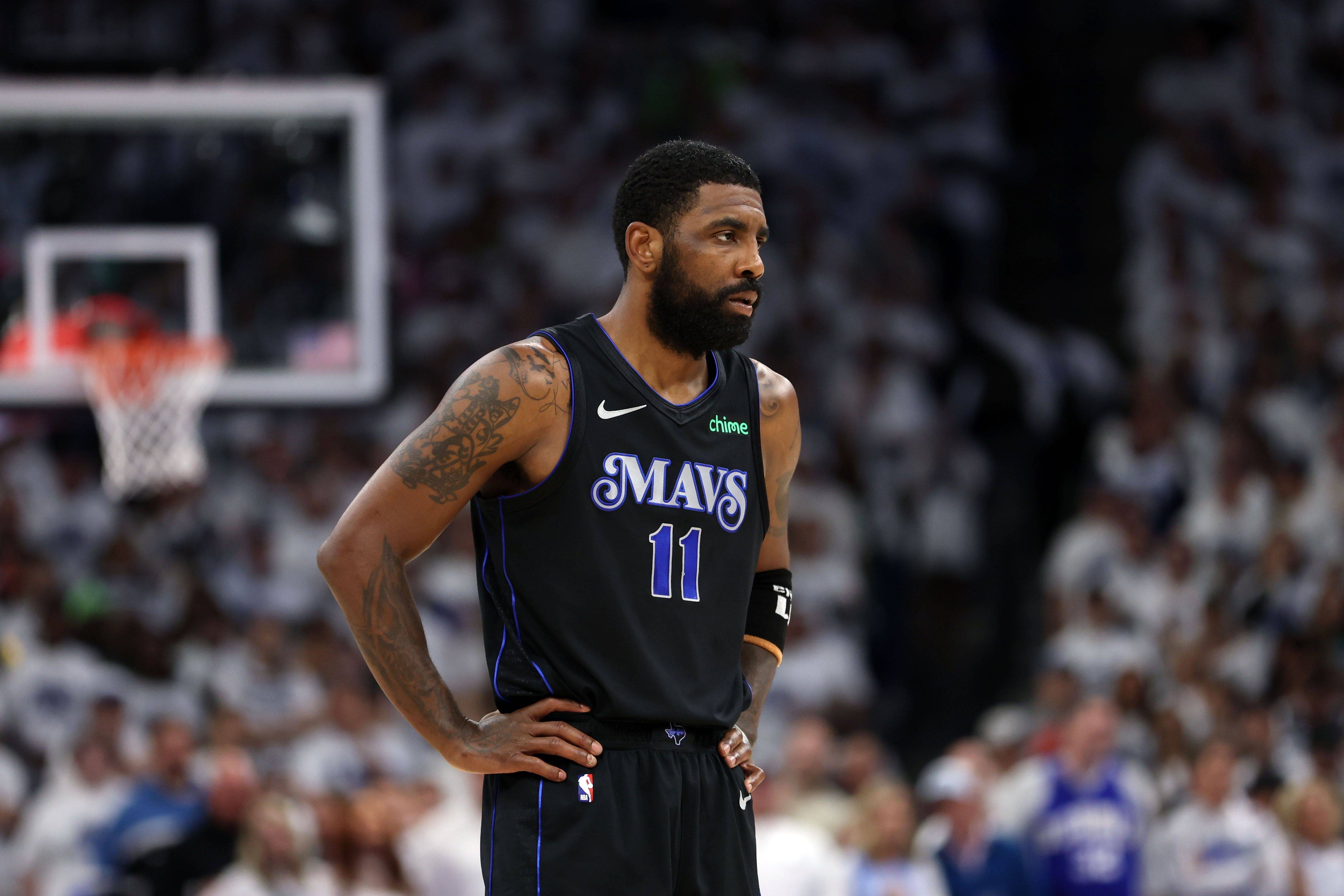 足预期并符 足预期并符