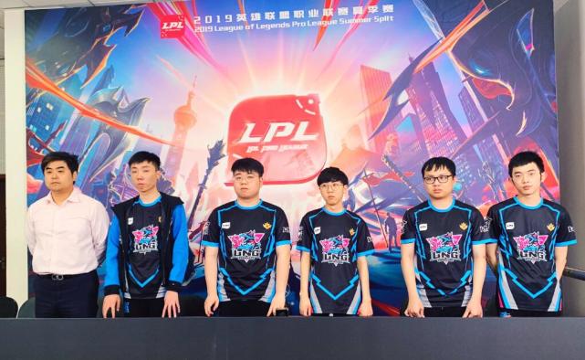 彩表现可谓 彩表现可谓