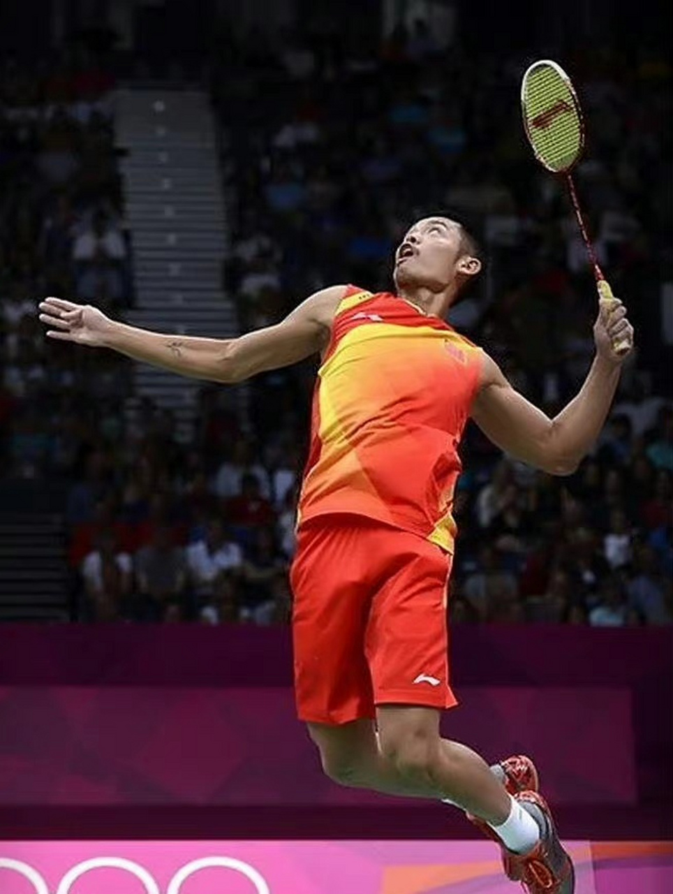 相比之下 相比之下