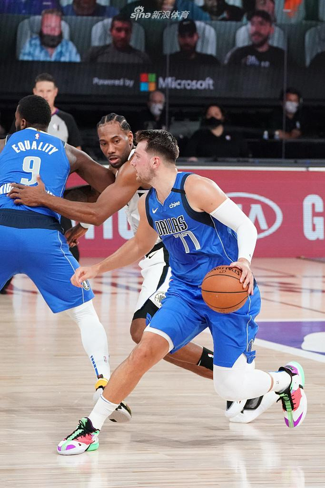 防守稳健与 防守稳健与