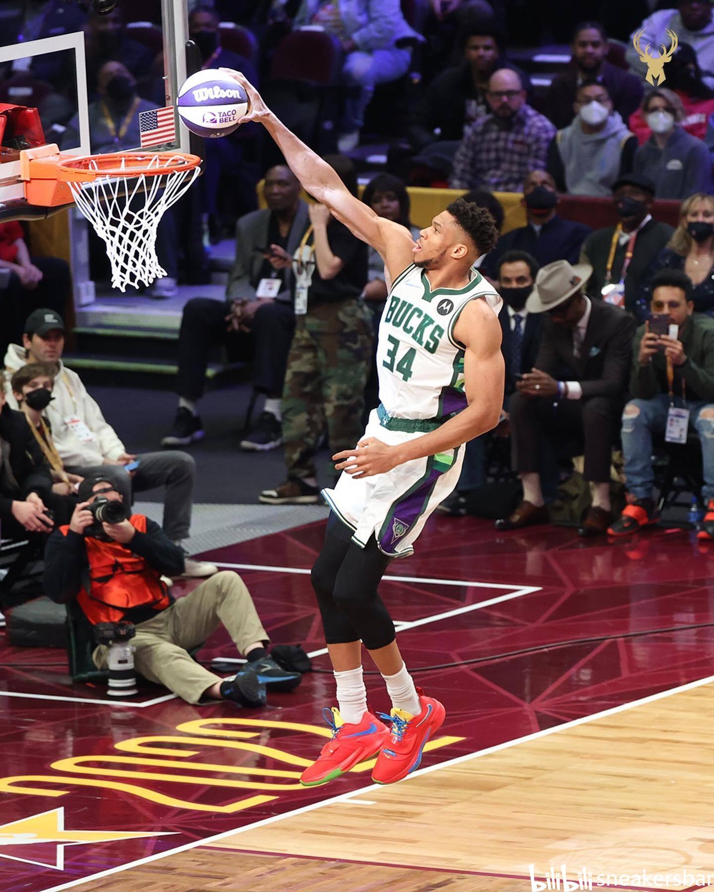 转会市场的 转会市场的