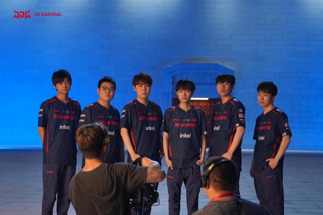 分差缩小到 分差缩小到