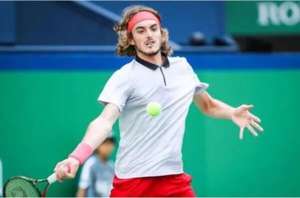 眼神中有一 眼神中有一