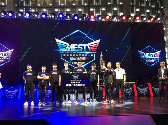 轻游泳选手 轻游泳选手