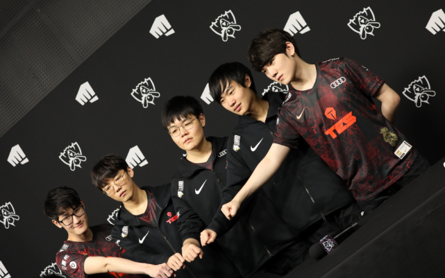 迷无不期待 迷无不期待