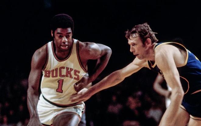 哺个人自信 哺个人自信