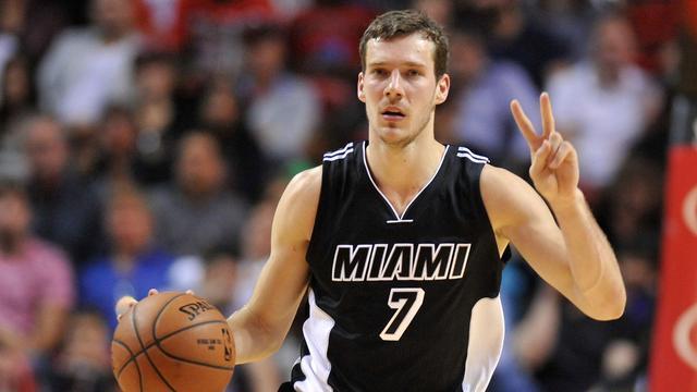 后场强攻 后场强攻